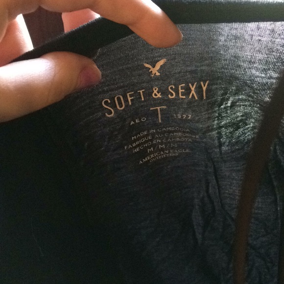 Soft and sexy AEO long sleeve tee size m alien - Picture 4 of 5